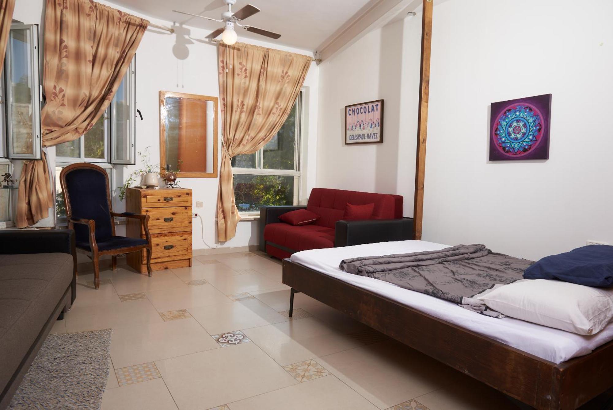 Sweet 'En Kerem View Bed & Breakfast Jerusalem Exterior photo