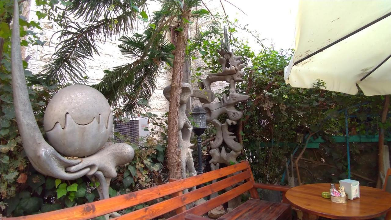 Sweet 'En Kerem View Bed & Breakfast Jerusalem Exterior photo